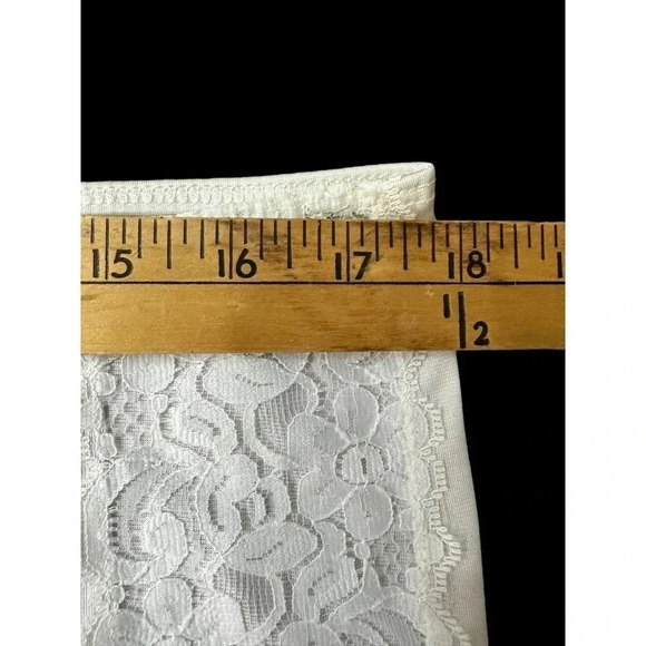 Vintage Komar White Stretch Nylon Lace Trim Straight Slip Size Medium - Picture 5 of 8